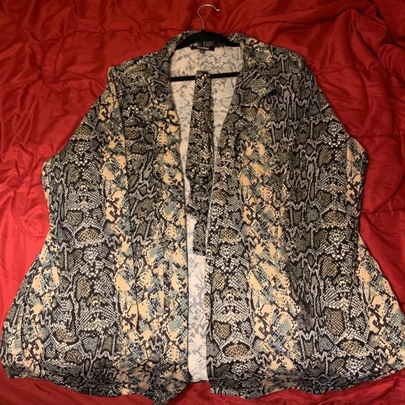 Black/Beige/White Cardigan/Blazer/dress/jacket - Picture 2 of 4